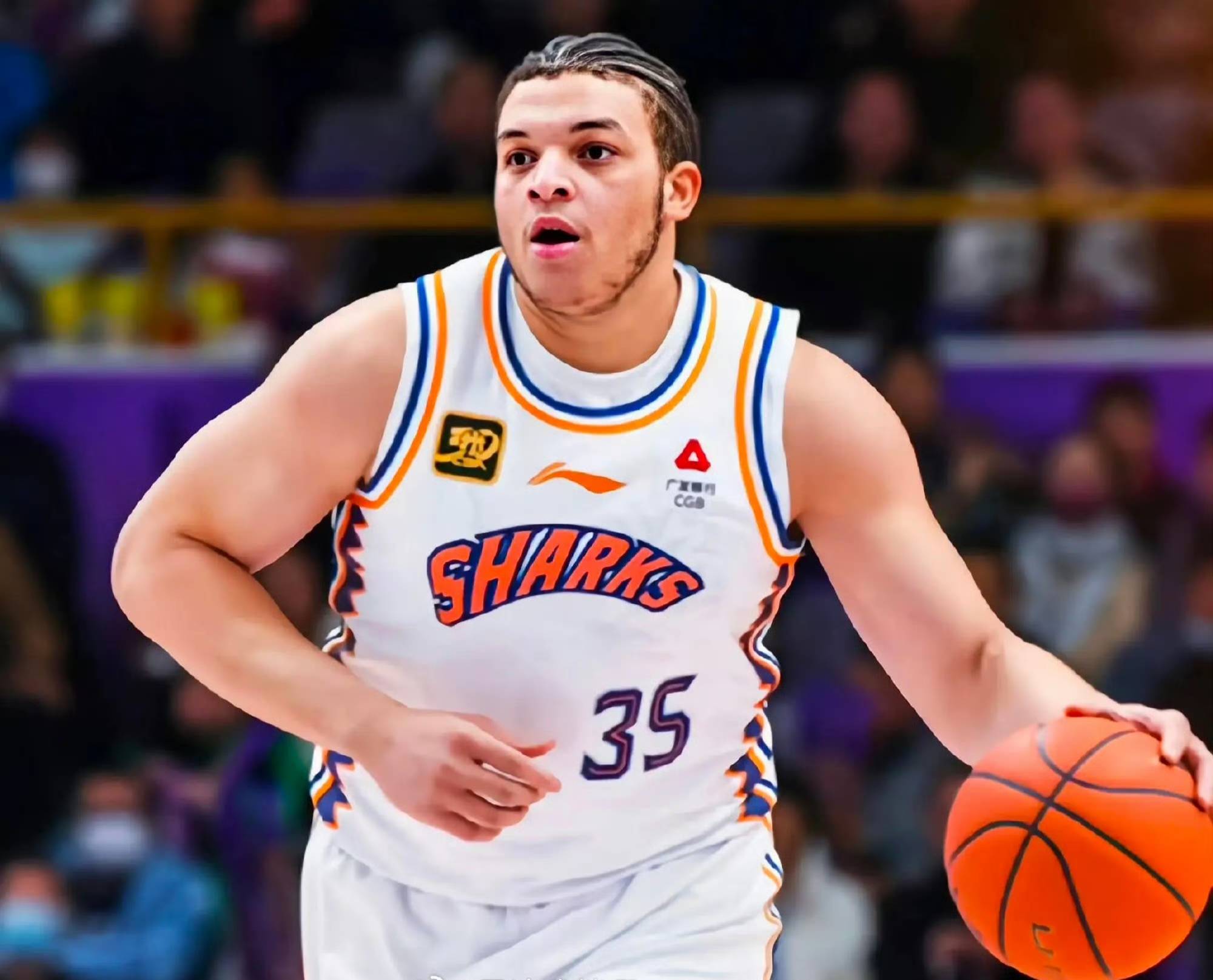 爱游戏-清晨上海久事临场应变塞维利亚围绕CBA常规赛绝杀压哨，今晨上海海港官宣签约看傻球迷