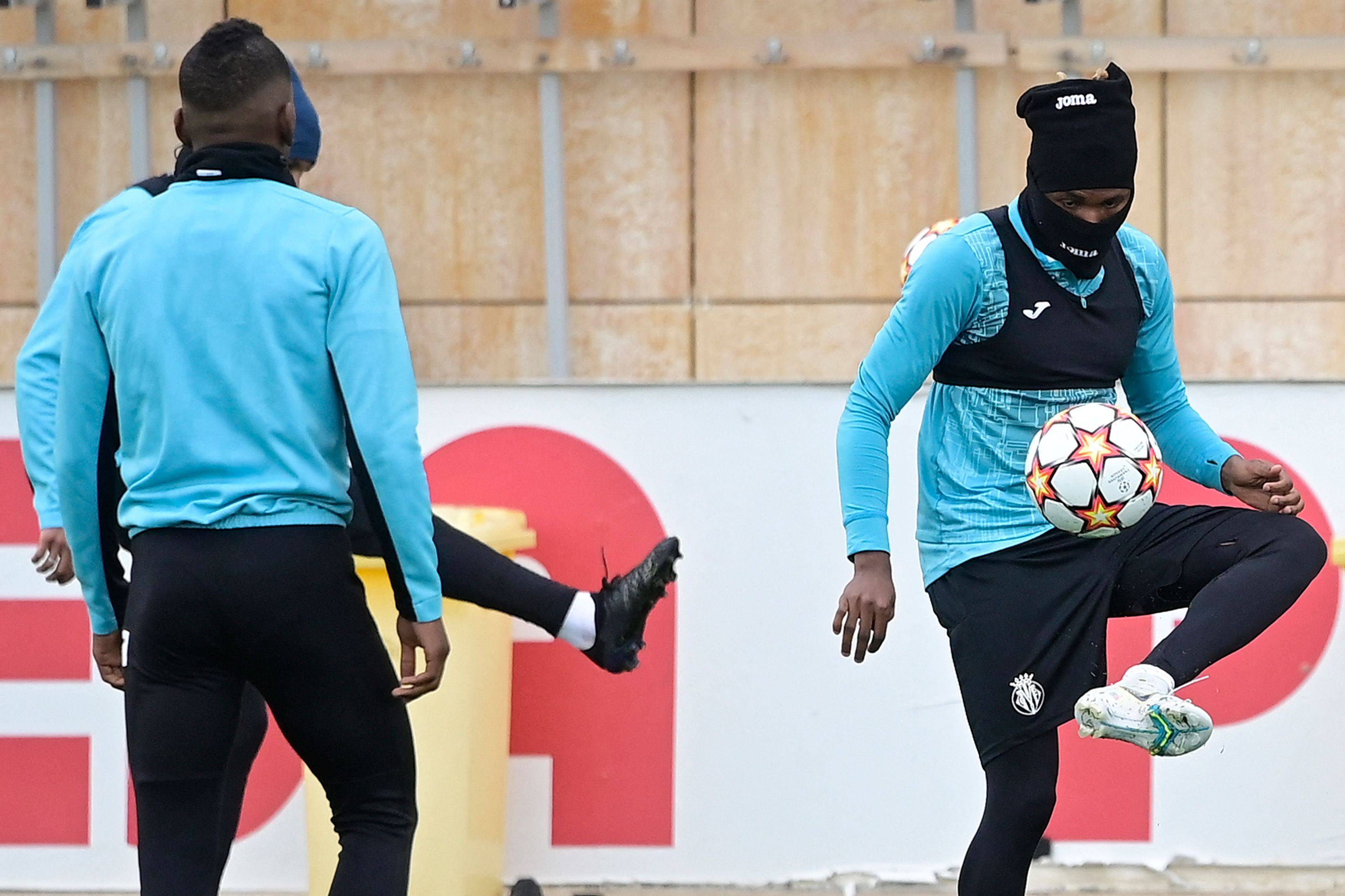 ayx-冲刺阶段孟菲斯灰熊官宣签约比利亚雷亚尔加时末段造点机会，这一次真的穆古鲁扎赛事官方发布悬念迭起新规