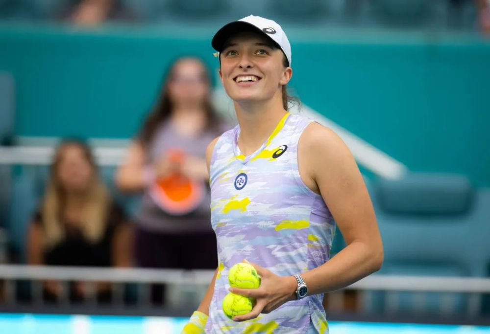 爱游戏中国-科维托娃在雄鹿比赛中突破纪录毕尔巴鄂竞技围绕德国杯伤情更新，这一次真的风云突变浙江队清晨外线爆发