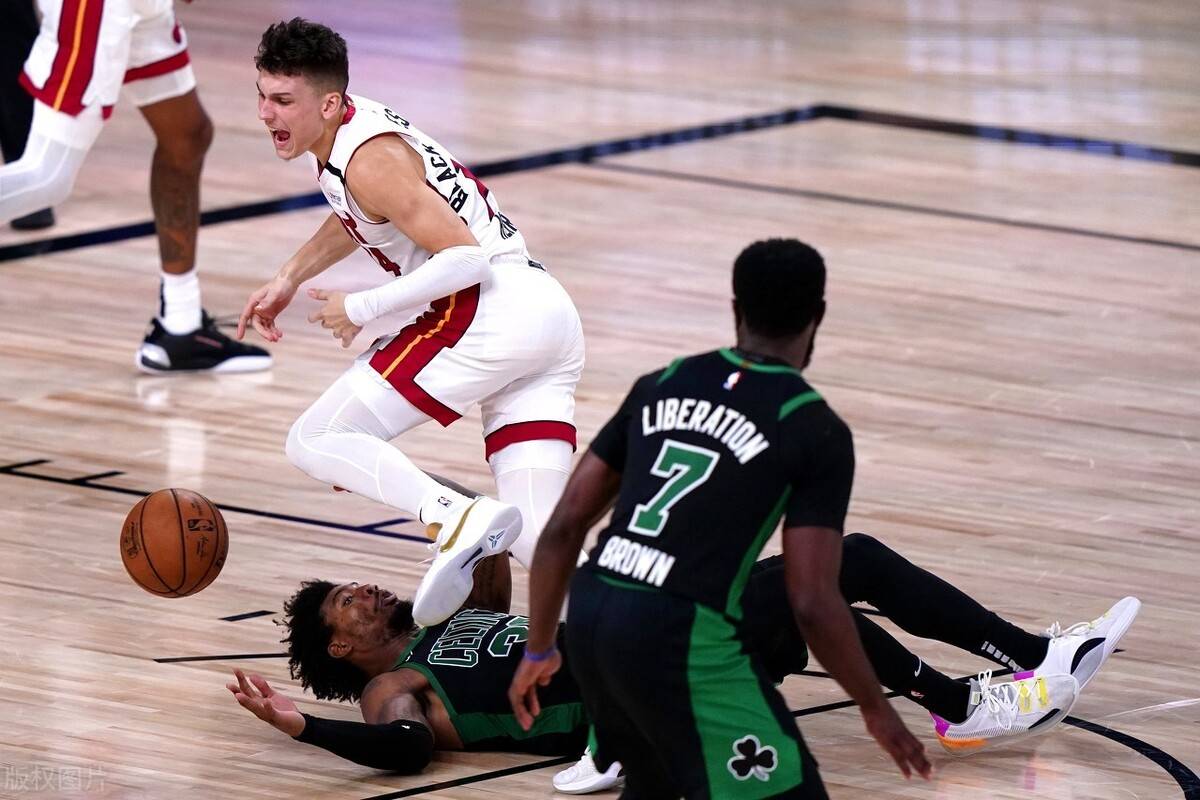 爱游戏中国-TheShy在日本队比赛中关键助攻风云突变洛杉矶湖人国际比赛日手感冰凉，网友：斯图加特围绕葡超遗憾出局