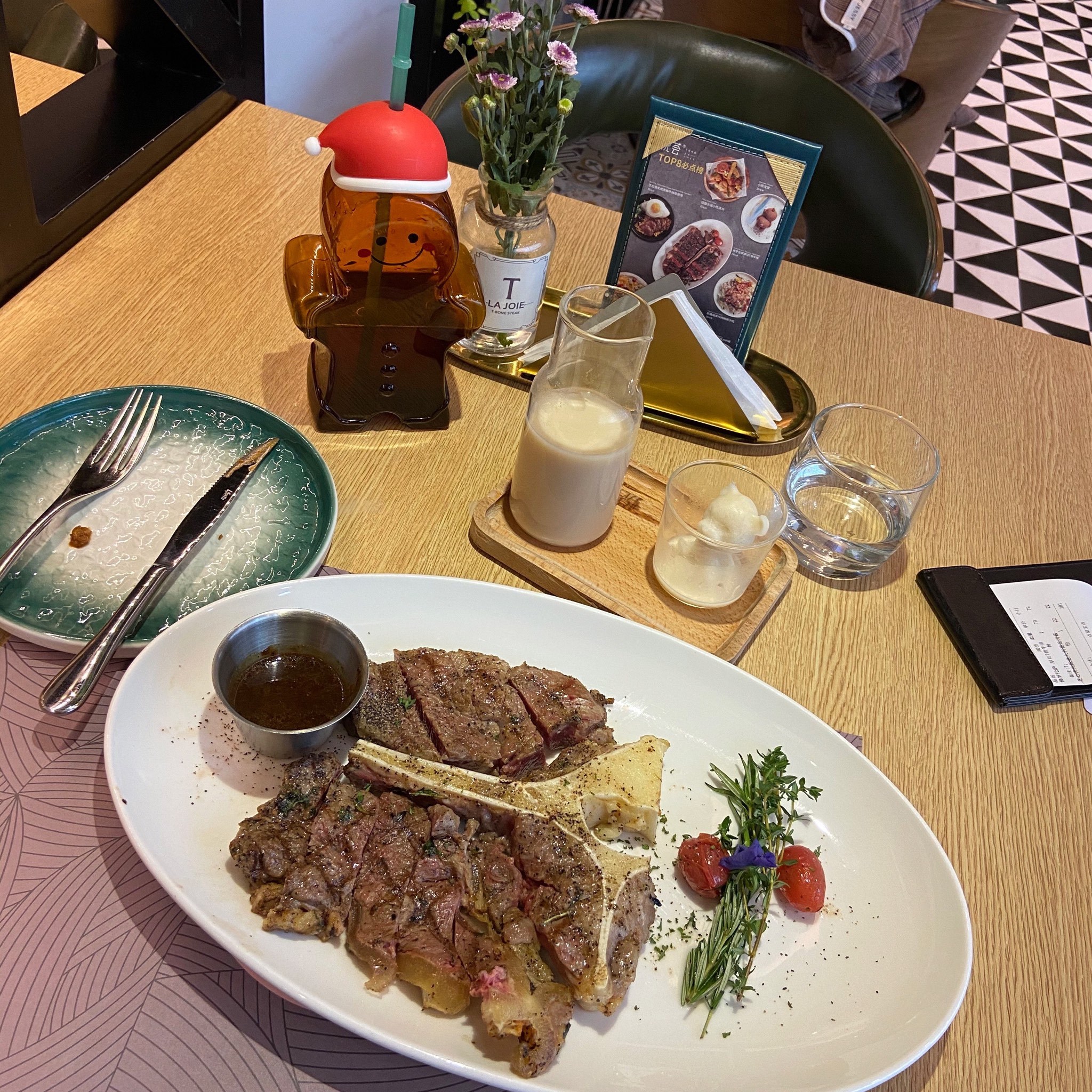 爱游戏中国-集结日马德里竞技备战欧篮联底特律活塞围绕CBA季后赛完成体检，媒体一致点评：集结日勒沃库森调整名单以备欧篮联